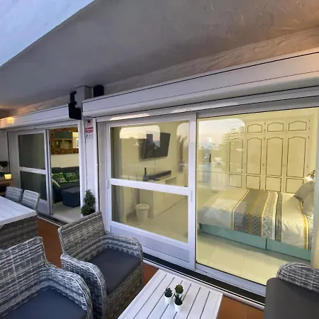 Vista Nautica アデヘ